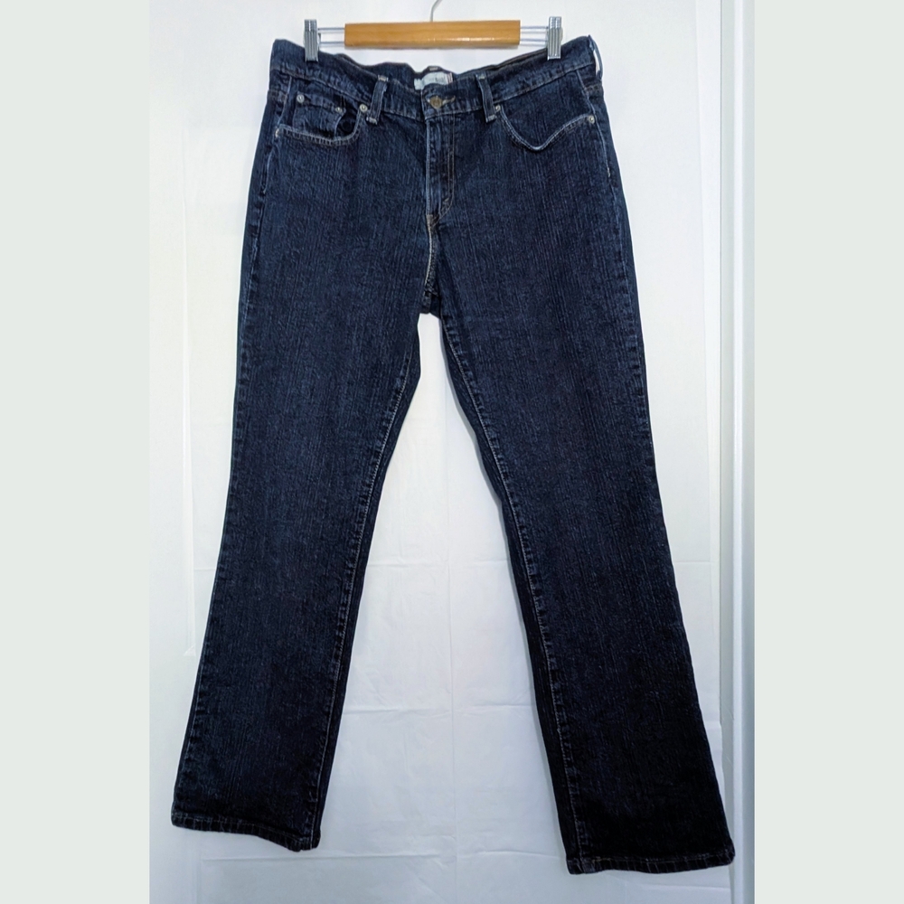 Levi's 505 Straight Leg Women's Jeans in Dark Wash